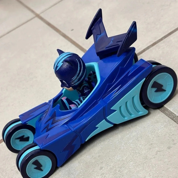 PJ Masks Catboy Cat-Car Vehicle & Figure [with Cat Boy] Blue Toy - Picture 8 of 10